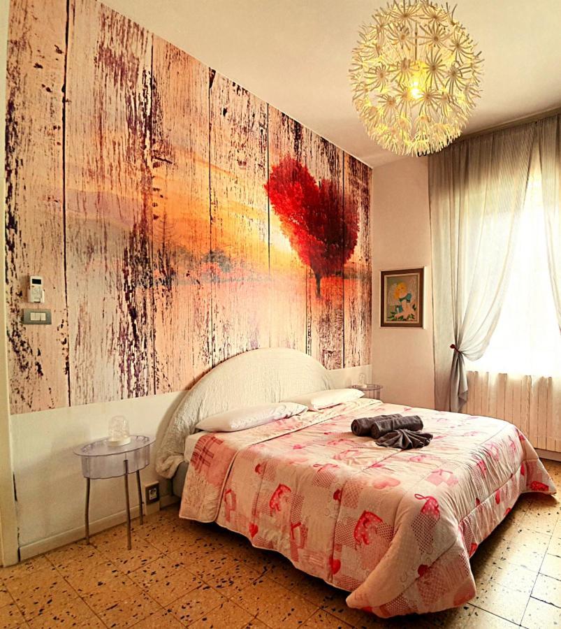 Accogliente Casa Indipendente Con Wi-Fi Gratuito, A Due Passi Dal Centro E Dalle Attrazioni Ravenna Bagian luar foto
